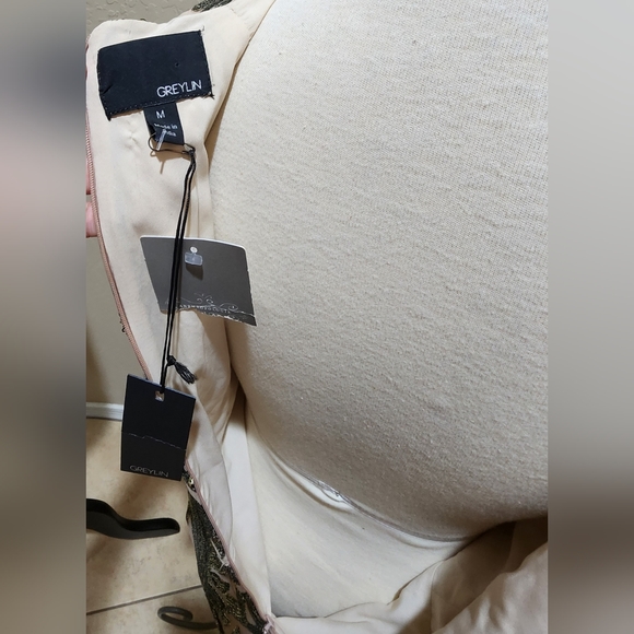 Greylin Gold Black metallic Vintage STYLE peplum Sleeveless Top NWT M - Picture 6 of 7